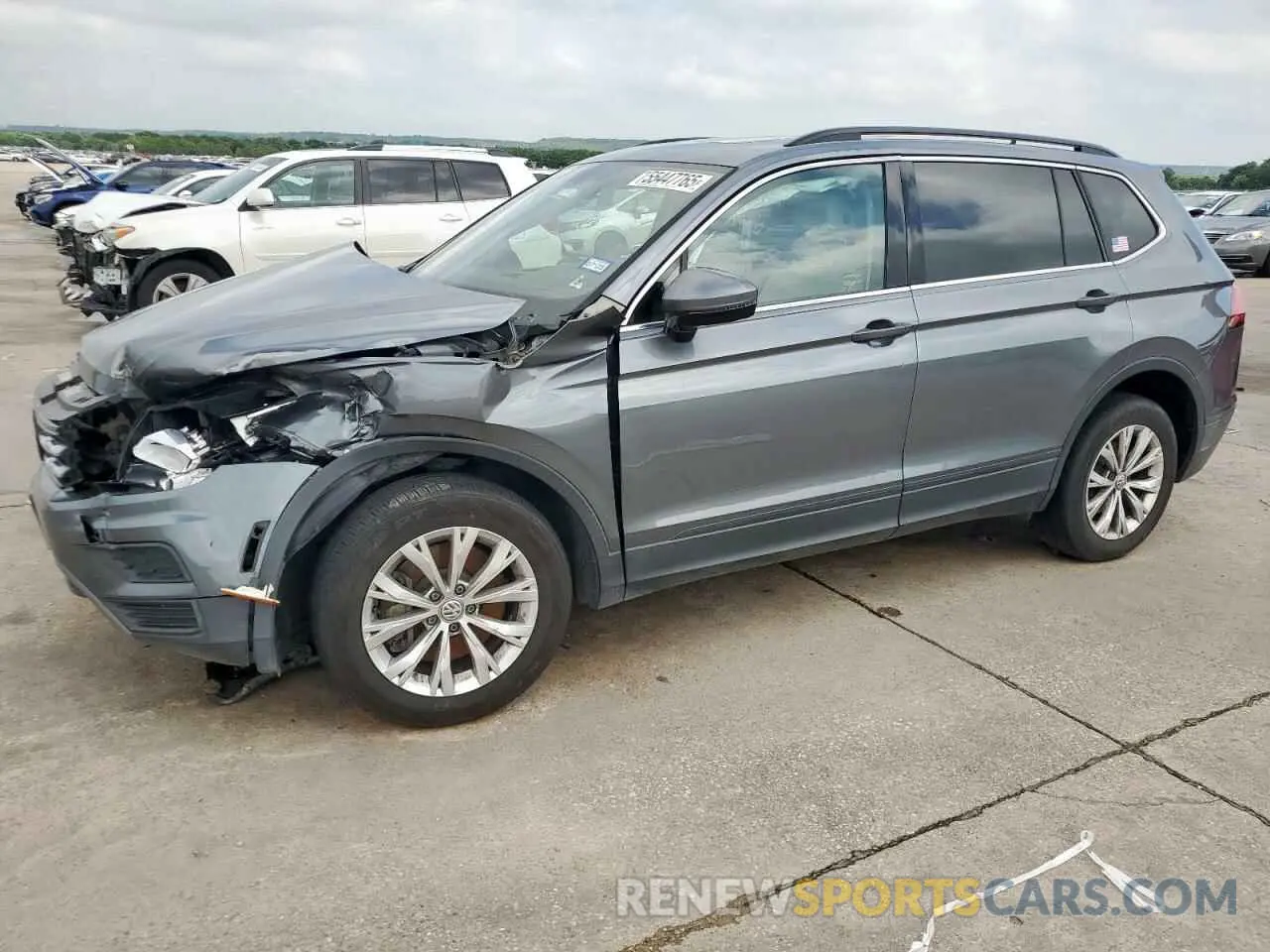 1 Photograph of a damaged car 3VV2B7AX4KM081500 VOLKSWAGEN TIGUAN 2019