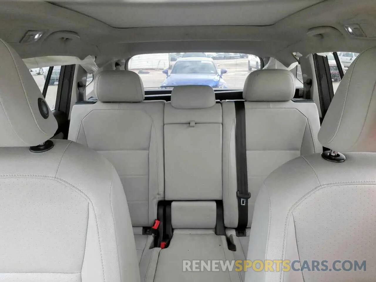 10 Photograph of a damaged car 3VV2B7AX4KM081500 VOLKSWAGEN TIGUAN 2019