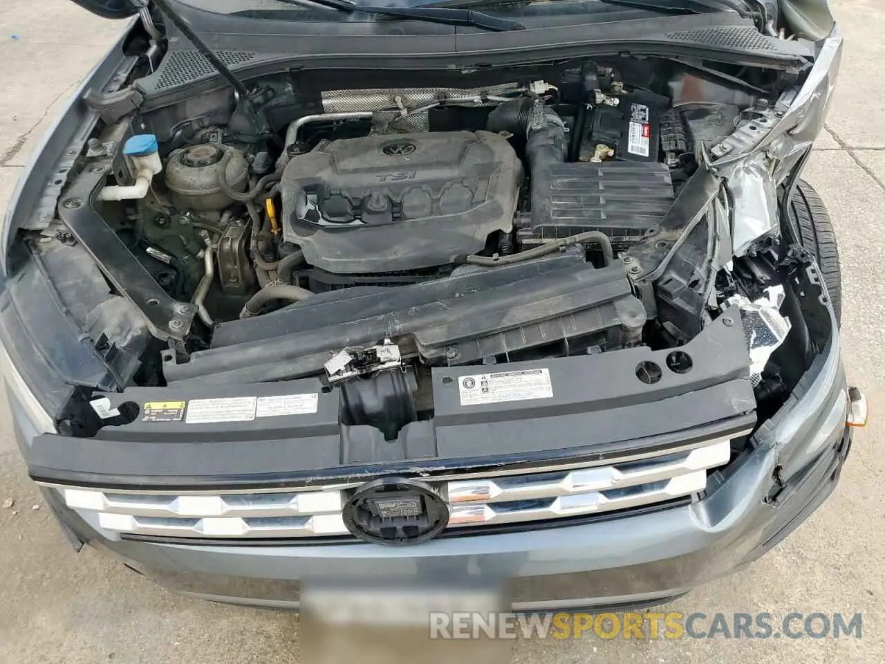 12 Photograph of a damaged car 3VV2B7AX4KM081500 VOLKSWAGEN TIGUAN 2019
