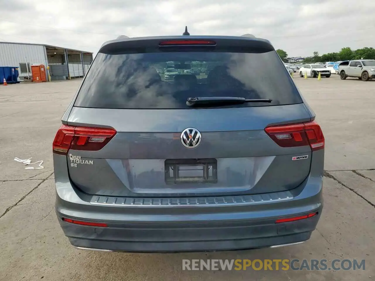 6 Photograph of a damaged car 3VV2B7AX4KM081500 VOLKSWAGEN TIGUAN 2019
