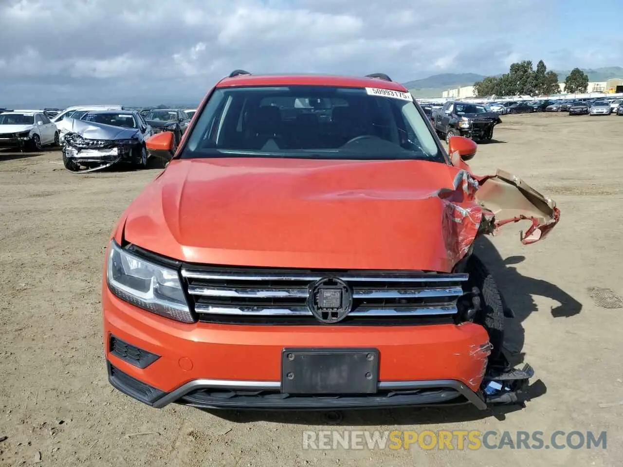 5 Photograph of a damaged car 3VV2B7AX4KM089130 VOLKSWAGEN TIGUAN 2019