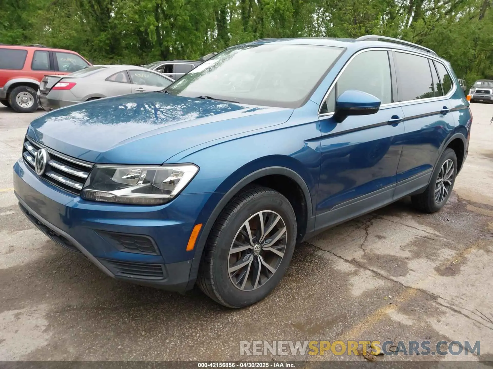 2 Photograph of a damaged car 3VV2B7AX4KM127018 VOLKSWAGEN TIGUAN 2019