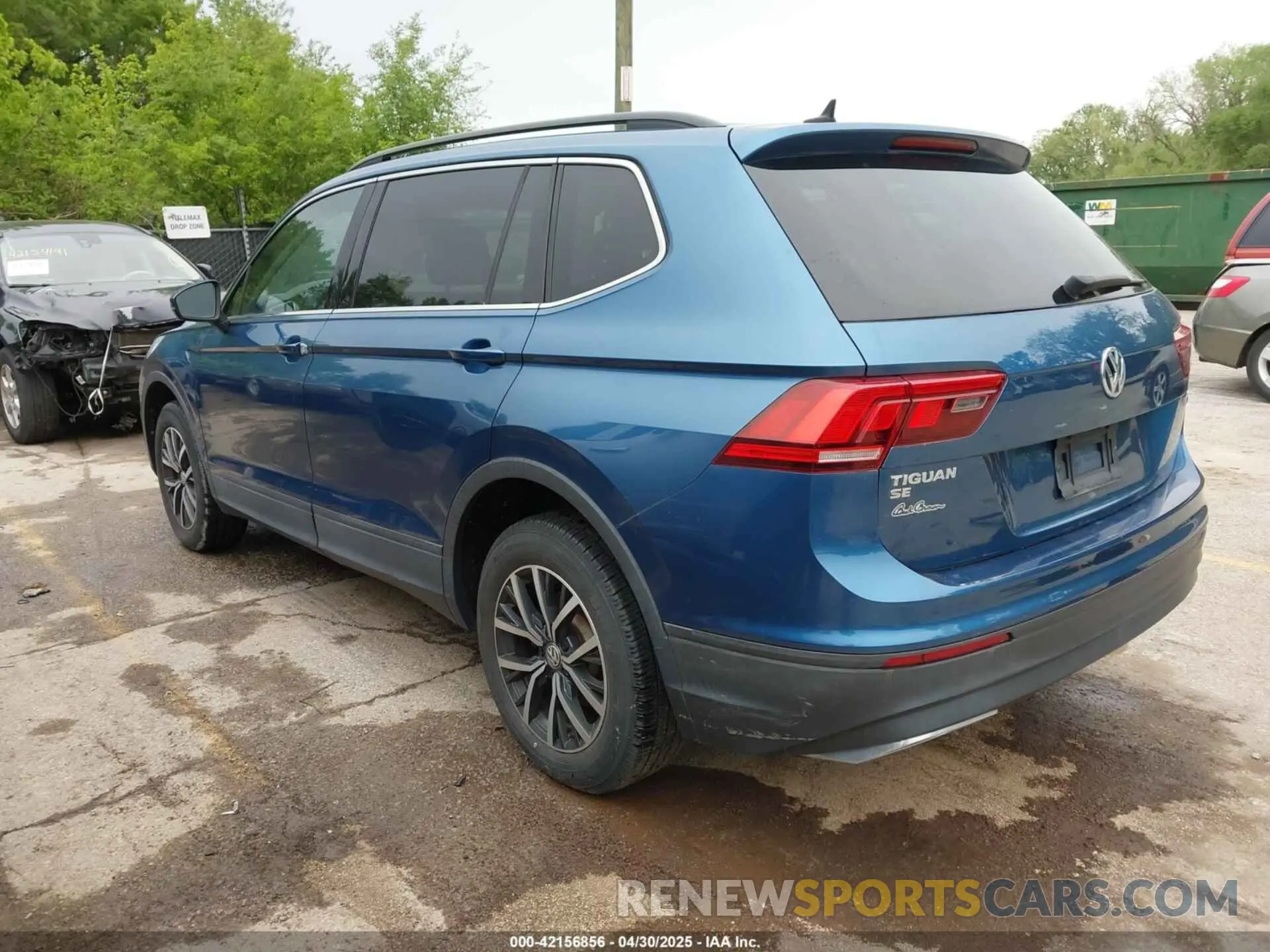 3 Photograph of a damaged car 3VV2B7AX4KM127018 VOLKSWAGEN TIGUAN 2019