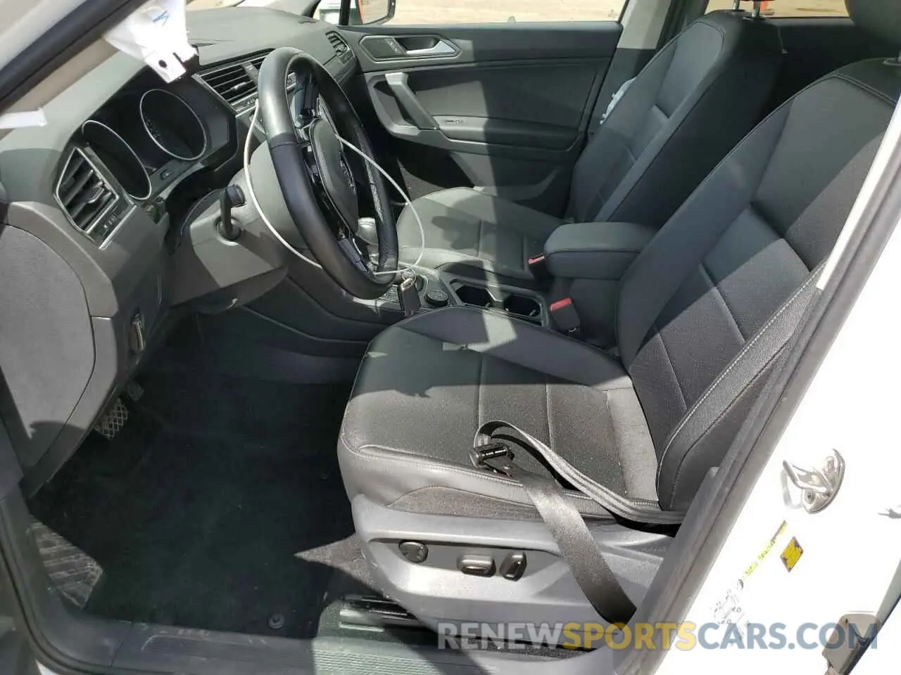7 Photograph of a damaged car 3VV2B7AX4KM142909 VOLKSWAGEN TIGUAN 2019