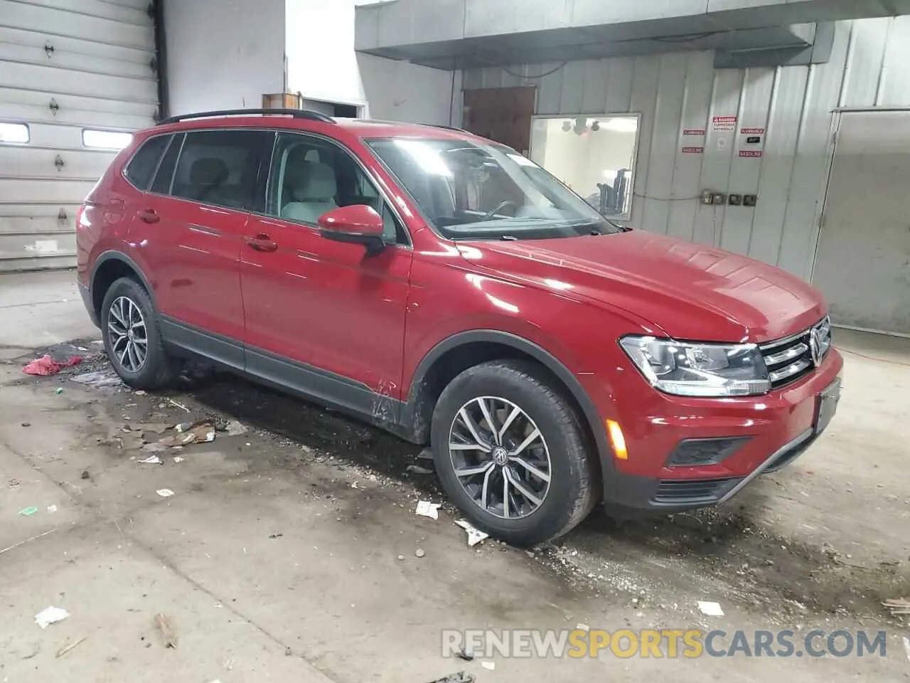4 Photograph of a damaged car 3VV2B7AX4KM180074 VOLKSWAGEN TIGUAN 2019