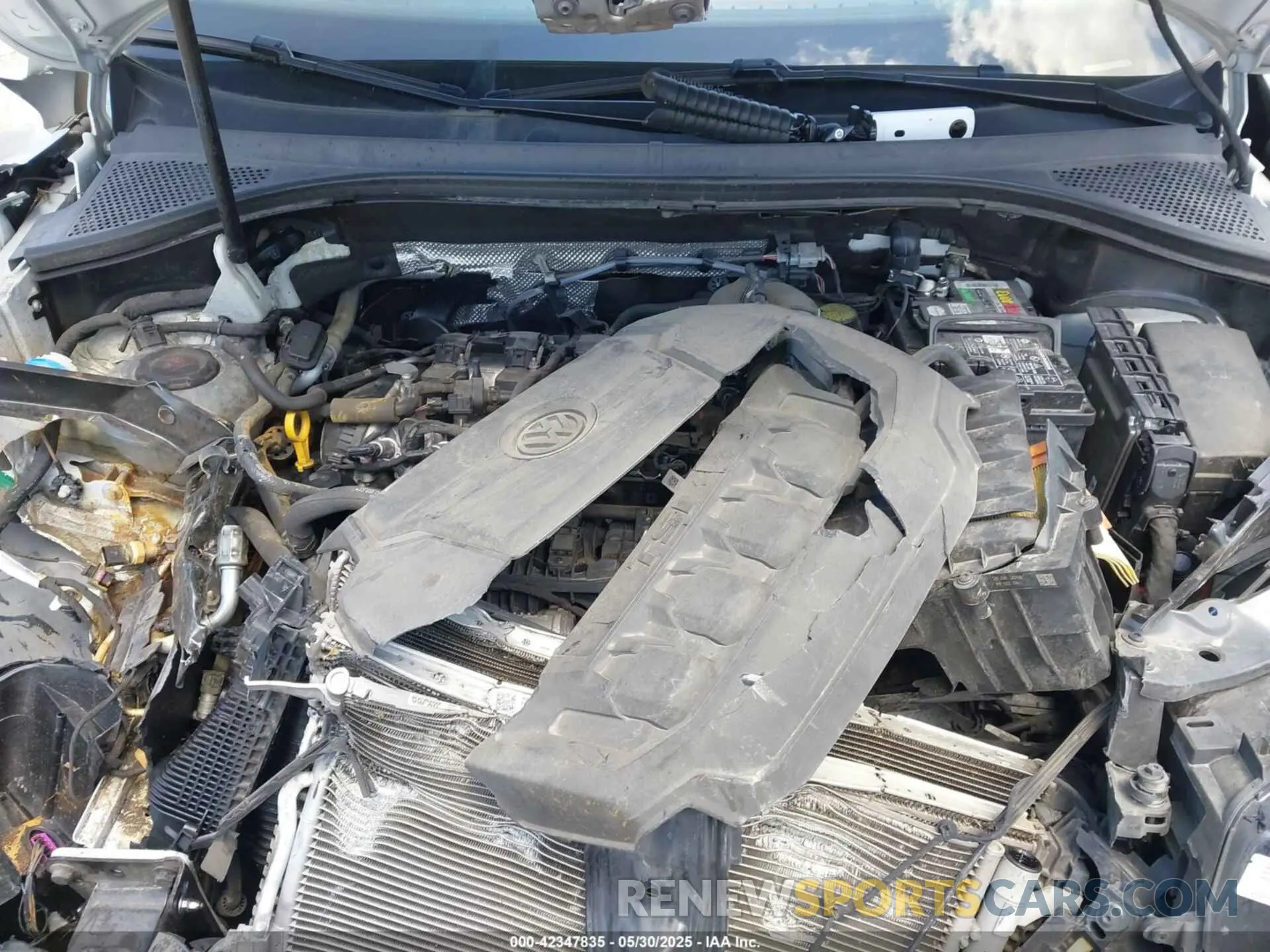 10 Photograph of a damaged car 3VV2B7AX5KM005722 VOLKSWAGEN TIGUAN 2019