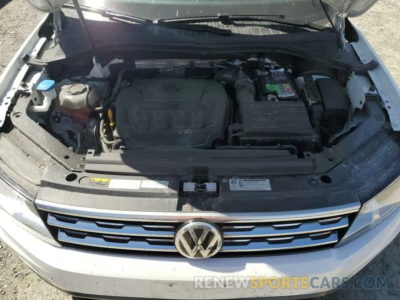 12 Photograph of a damaged car 3VV2B7AX5KM009947 VOLKSWAGEN TIGUAN 2019