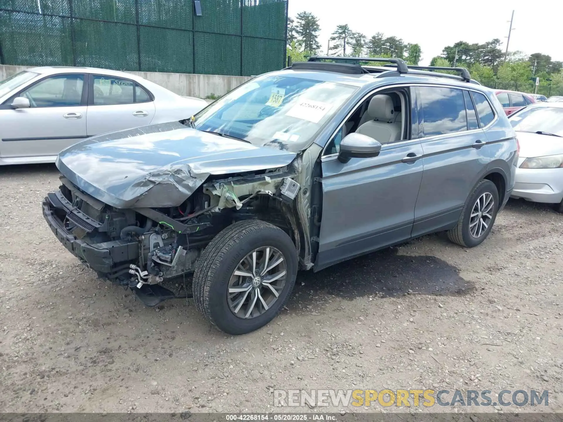 2 Photograph of a damaged car 3VV2B7AX5KM038428 VOLKSWAGEN TIGUAN 2019