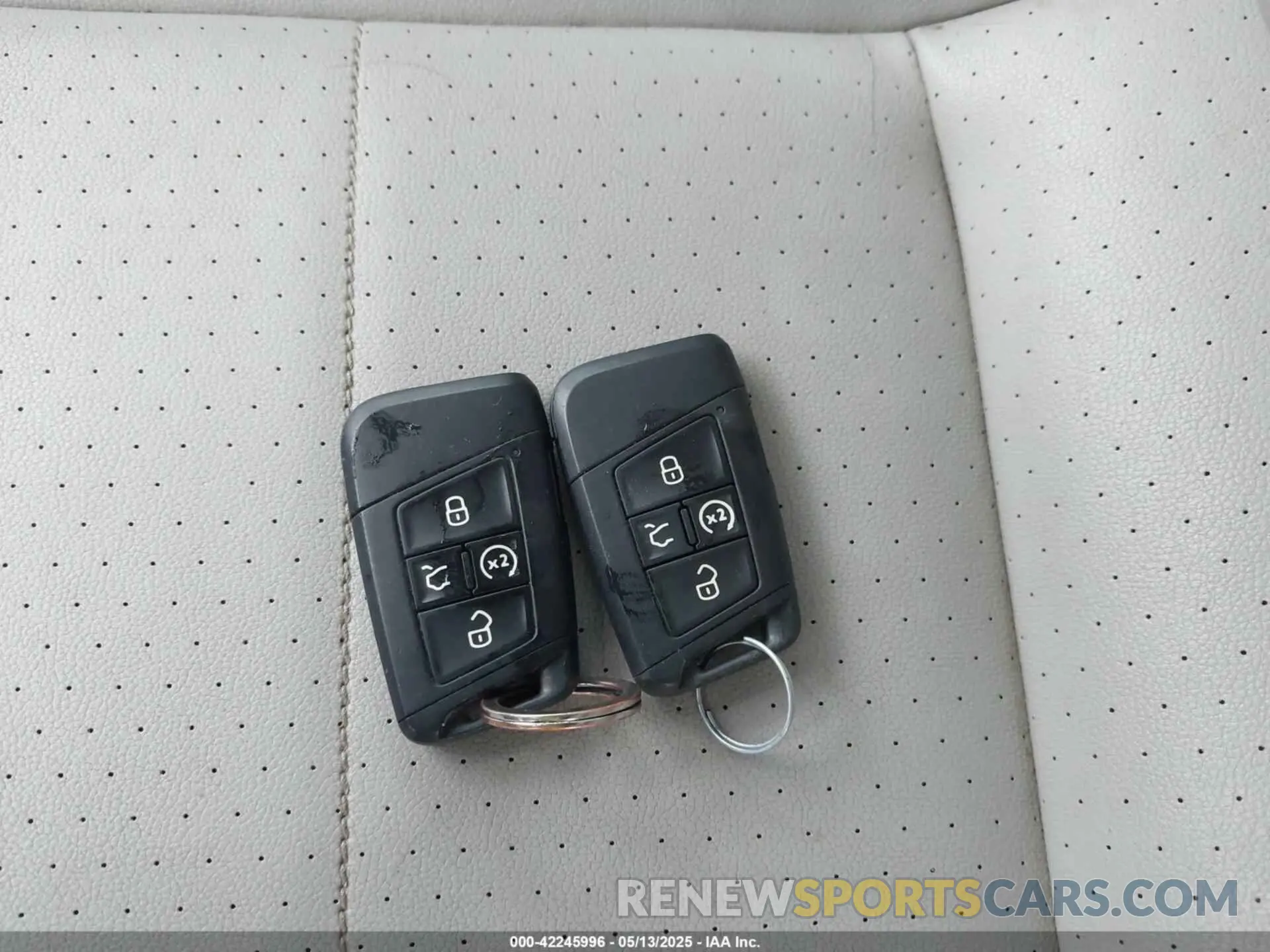 11 Photograph of a damaged car 3VV2B7AX5KM052653 VOLKSWAGEN TIGUAN 2019