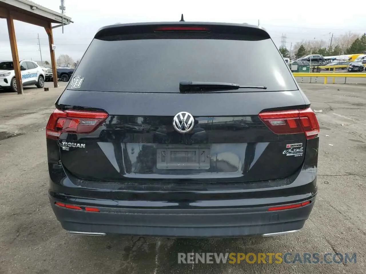 6 Photograph of a damaged car 3VV2B7AX5KM073079 VOLKSWAGEN TIGUAN 2019
