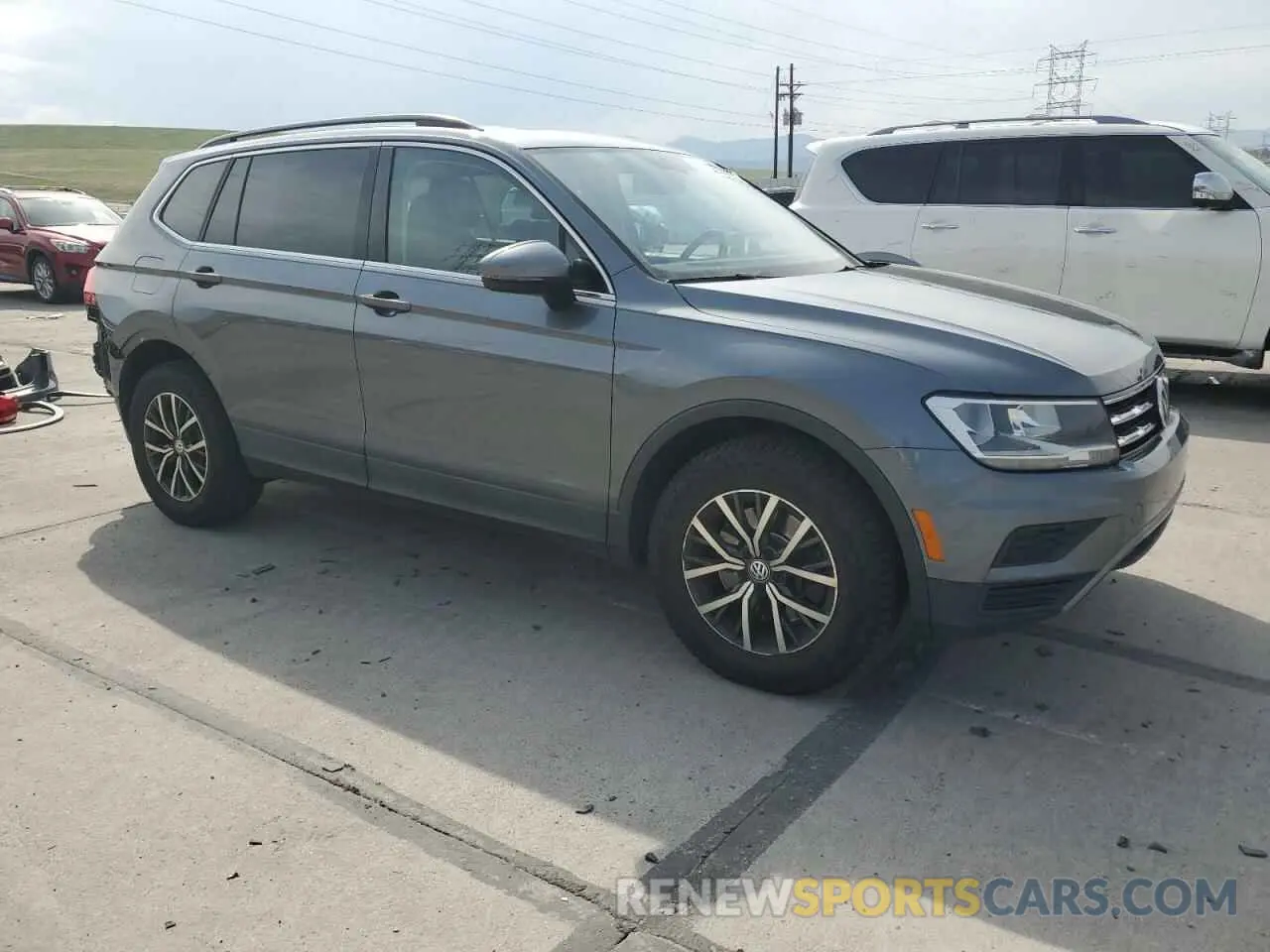 4 Photograph of a damaged car 3VV2B7AX5KM089363 VOLKSWAGEN TIGUAN 2019