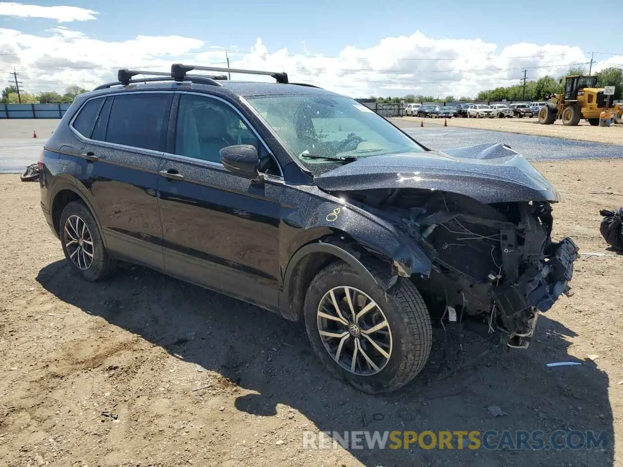 4 Photograph of a damaged car 3VV2B7AX5KM201272 VOLKSWAGEN TIGUAN 2019