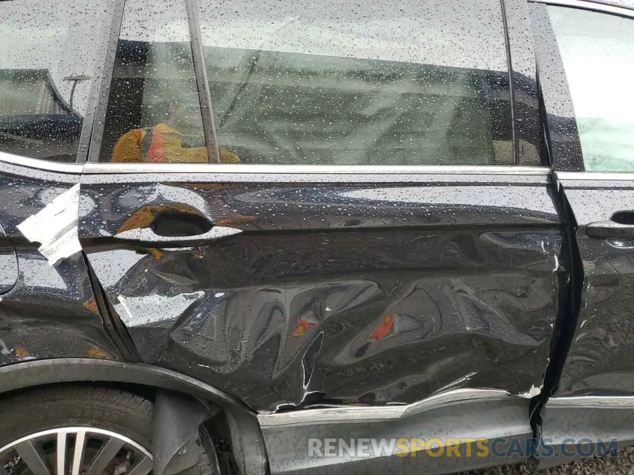11 Photograph of a damaged car 3VV2B7AX6KM008516 VOLKSWAGEN TIGUAN 2019