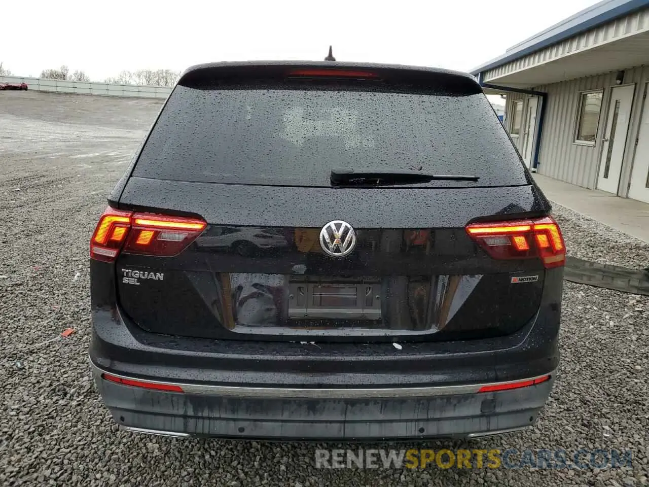 6 Photograph of a damaged car 3VV2B7AX6KM008516 VOLKSWAGEN TIGUAN 2019