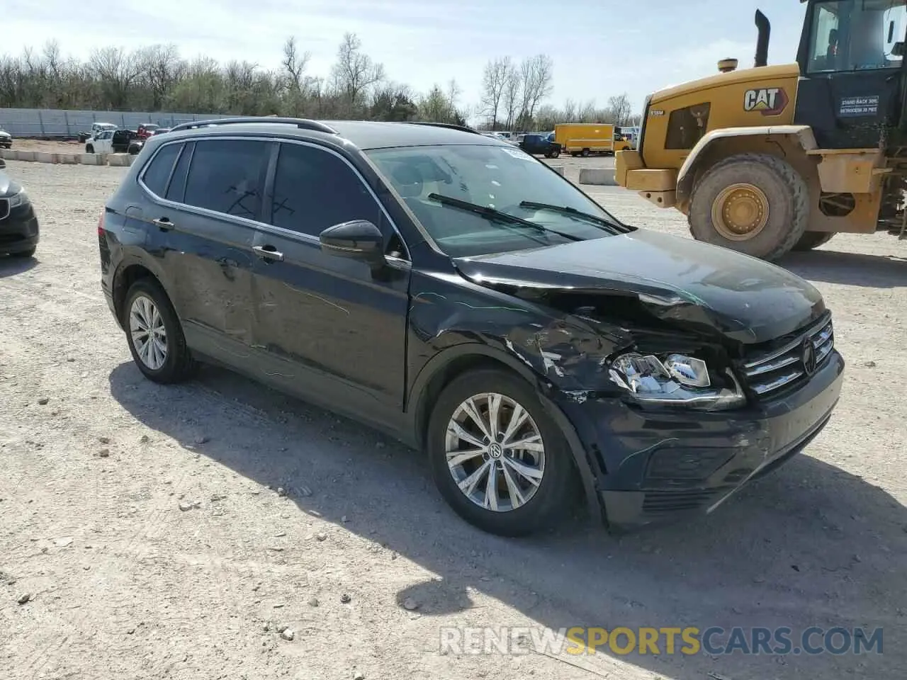 4 Photograph of a damaged car 3VV2B7AX6KM050152 VOLKSWAGEN TIGUAN 2019