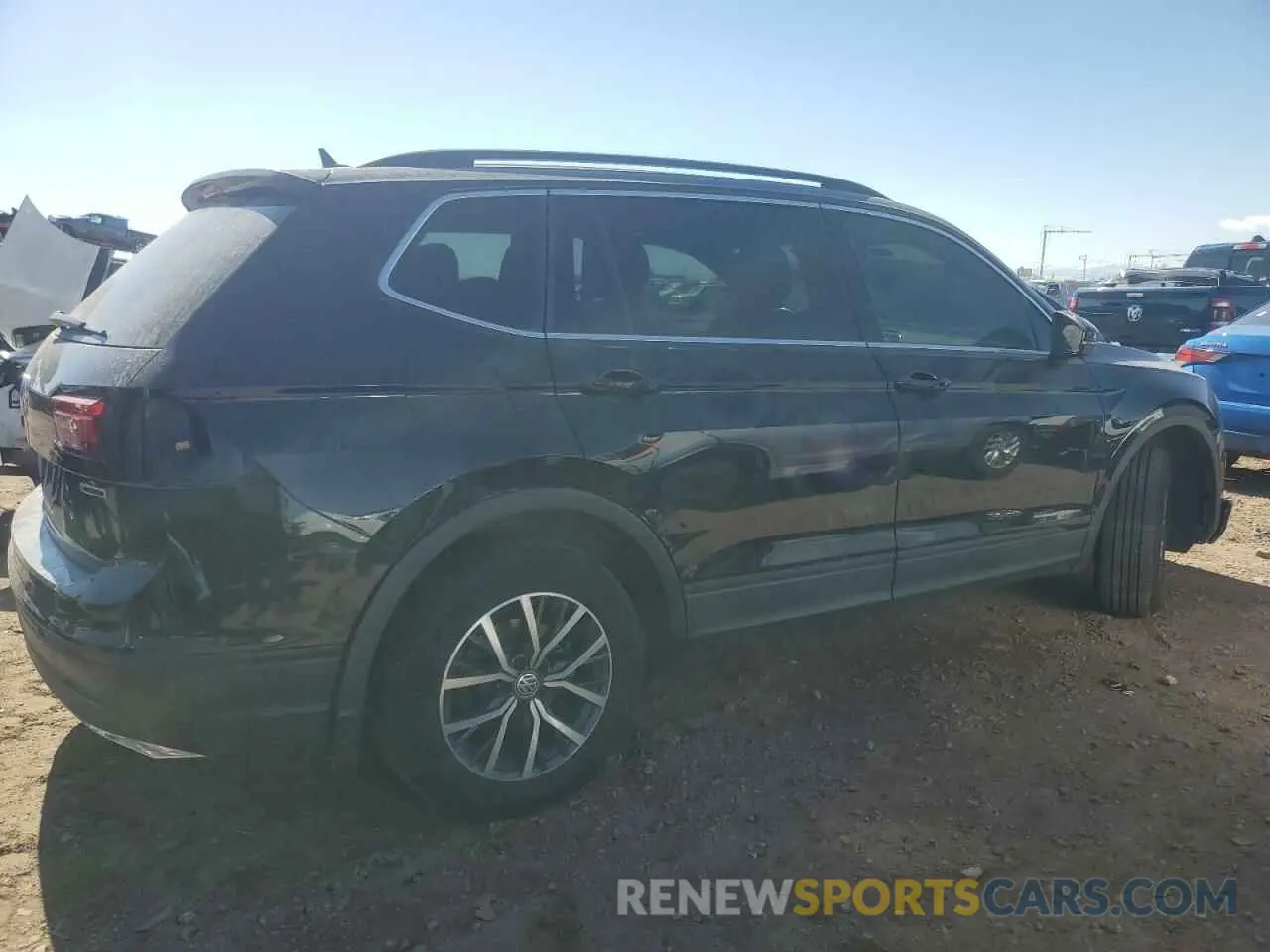 3 Photograph of a damaged car 3VV2B7AX6KM132771 VOLKSWAGEN TIGUAN 2019