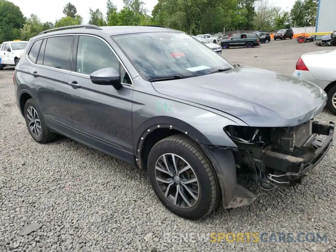 4 Photograph of a damaged car 3VV2B7AX6KM165060 VOLKSWAGEN TIGUAN 2019