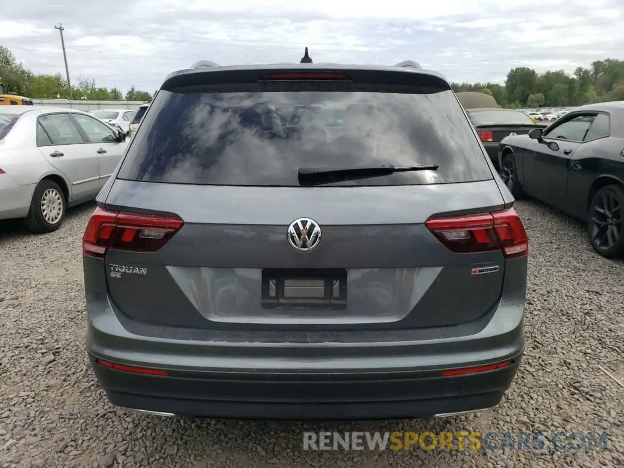 6 Photograph of a damaged car 3VV2B7AX6KM165060 VOLKSWAGEN TIGUAN 2019