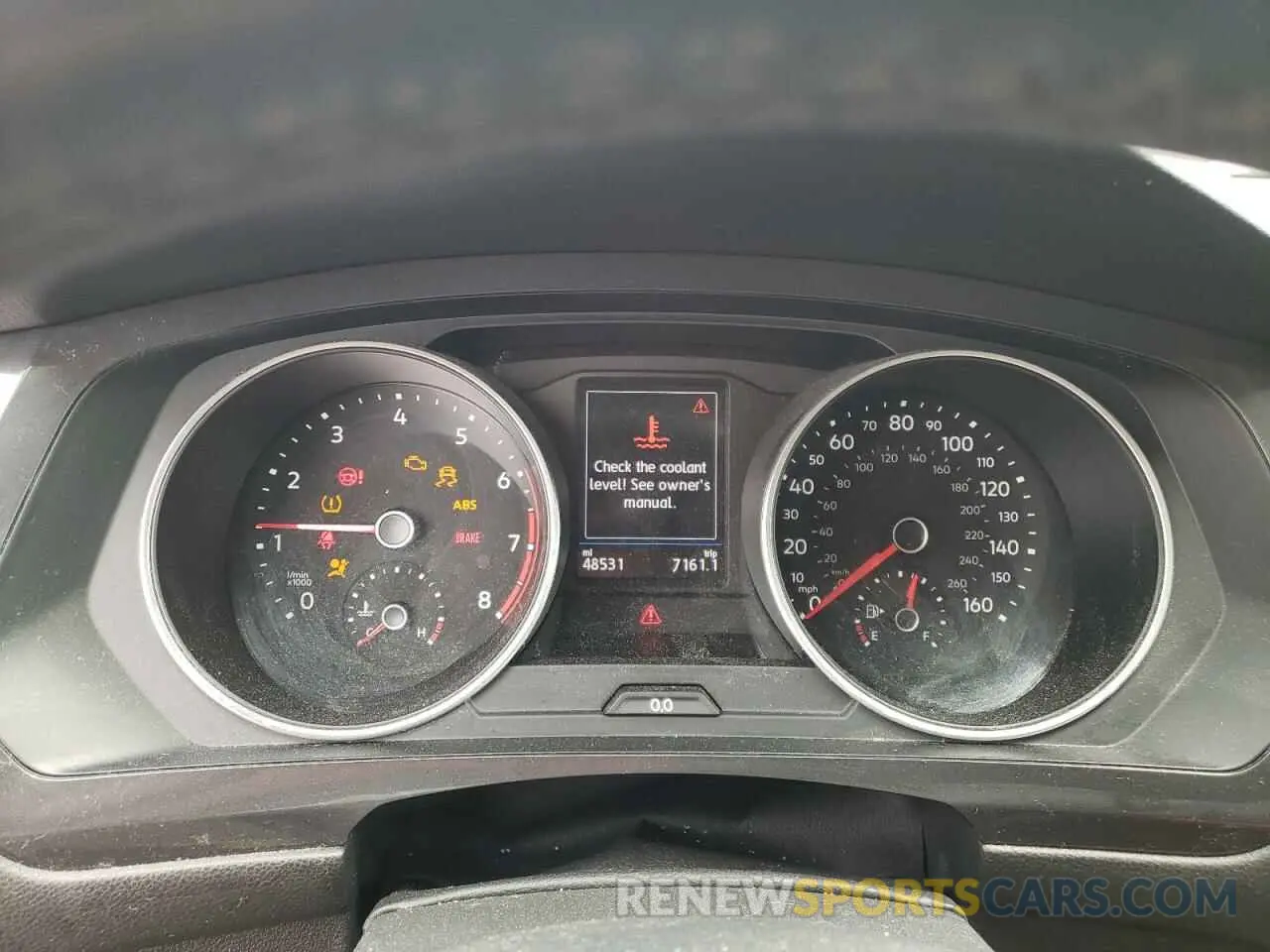 9 Photograph of a damaged car 3VV2B7AX6KM165060 VOLKSWAGEN TIGUAN 2019