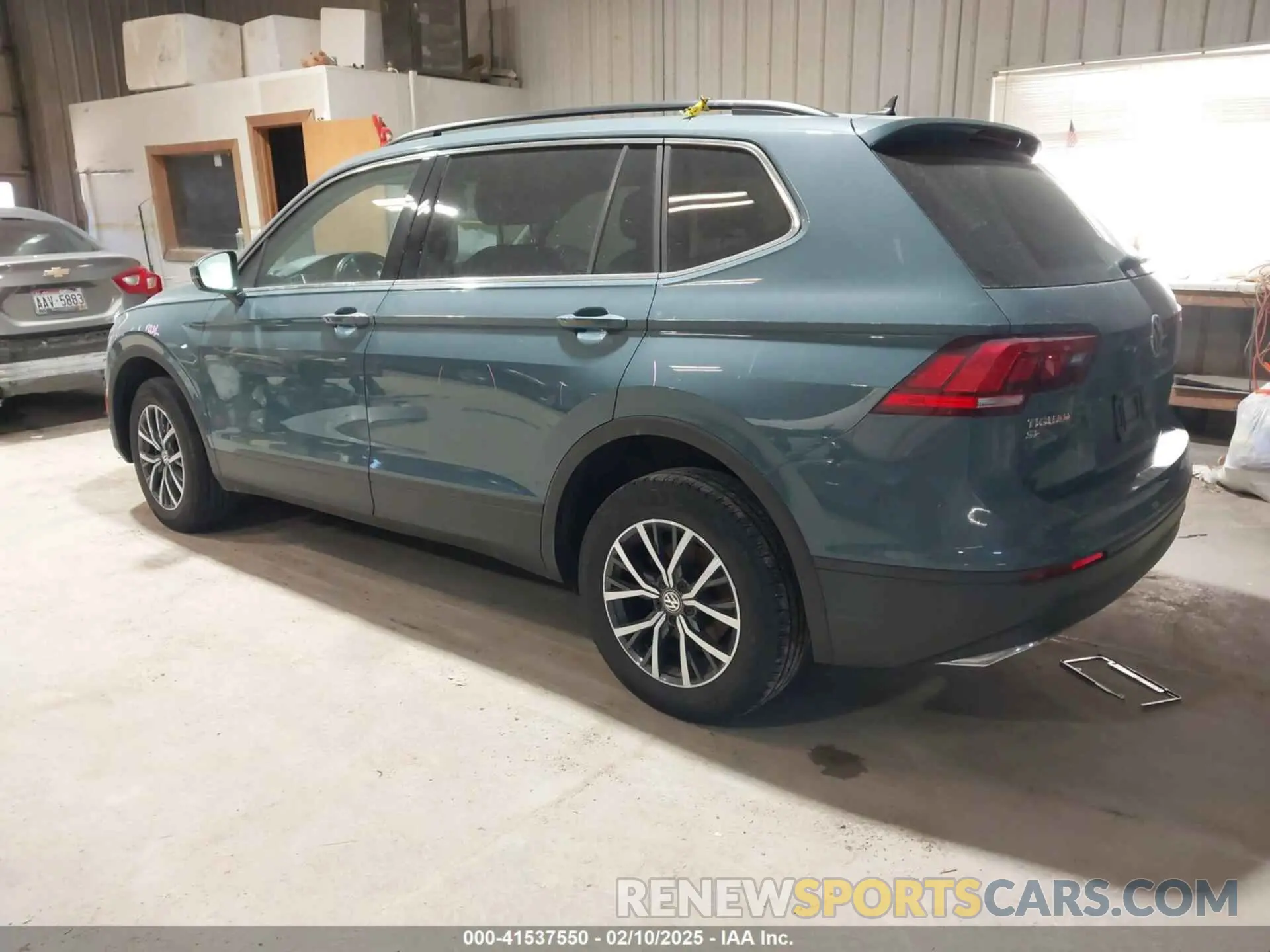 3 Photograph of a damaged car 3VV2B7AX7KM079093 VOLKSWAGEN TIGUAN 2019
