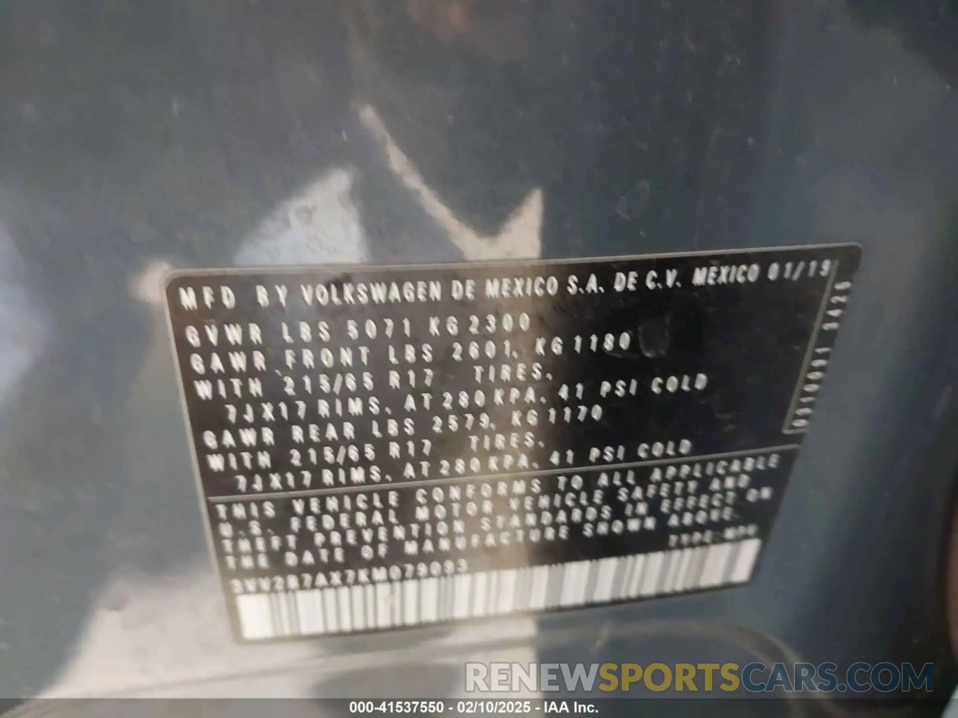 9 Photograph of a damaged car 3VV2B7AX7KM079093 VOLKSWAGEN TIGUAN 2019