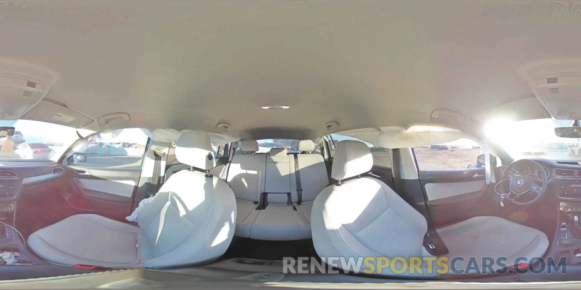 14 Photograph of a damaged car 3VV2B7AX7KM084505 VOLKSWAGEN TIGUAN 2019