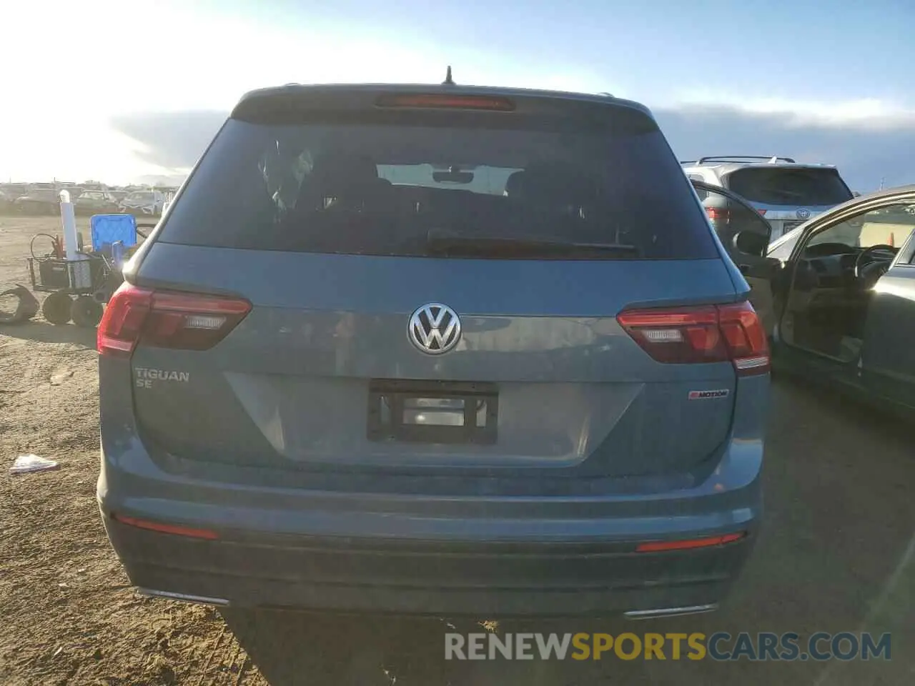 6 Photograph of a damaged car 3VV2B7AX7KM084505 VOLKSWAGEN TIGUAN 2019