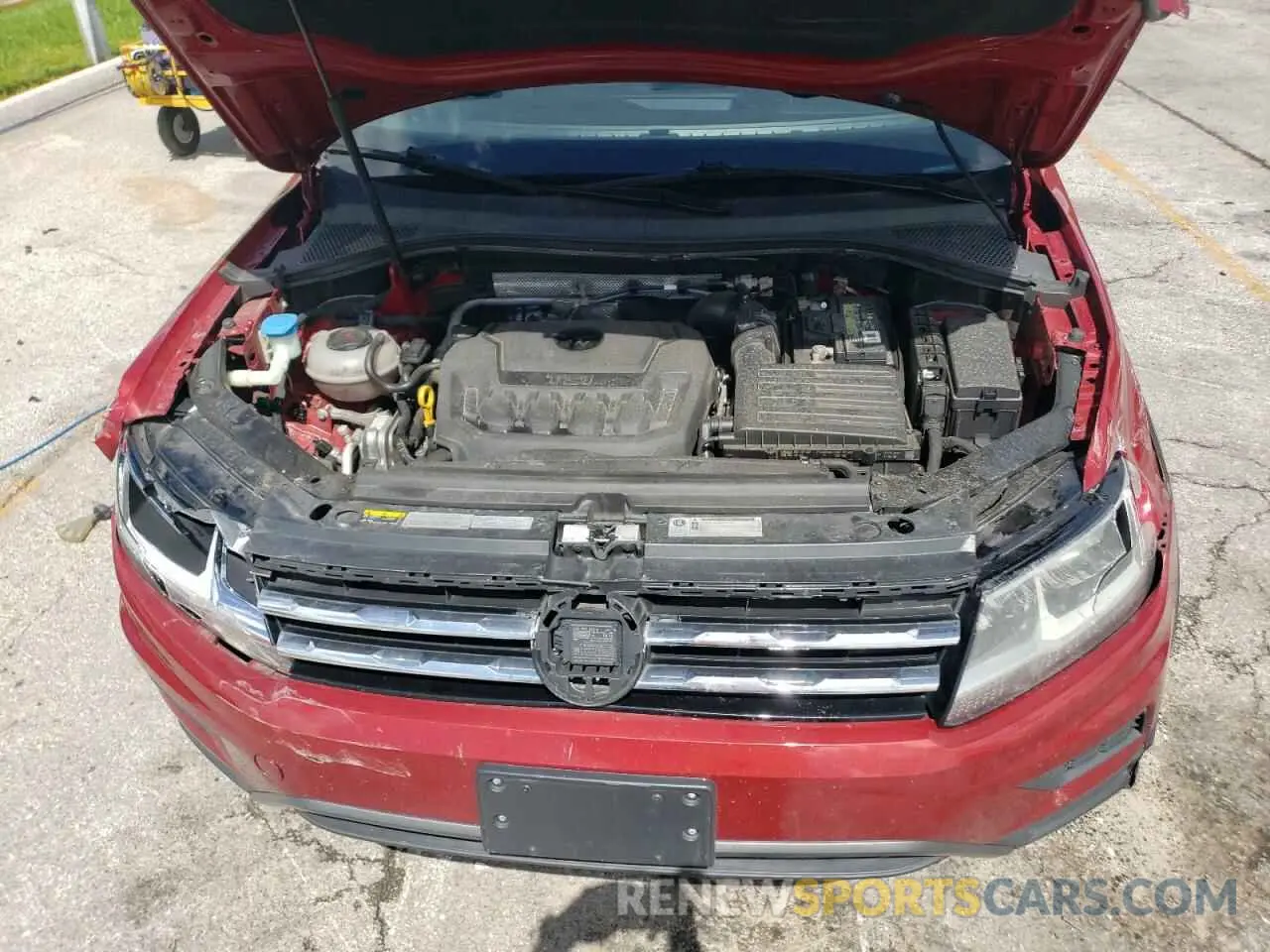 12 Photograph of a damaged car 3VV2B7AX7KM157551 VOLKSWAGEN TIGUAN 2019