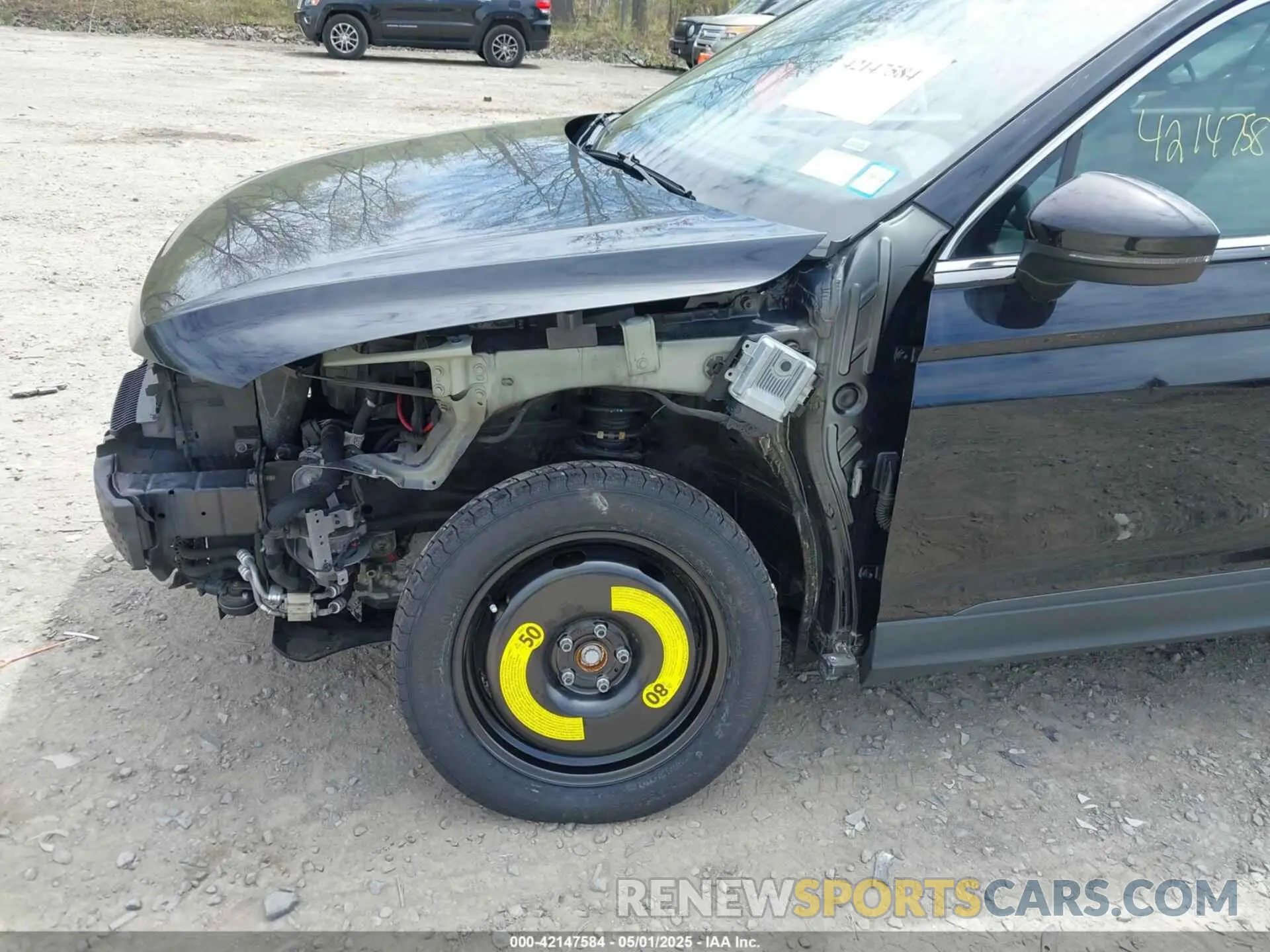 17 Photograph of a damaged car 3VV2B7AX7KM174382 VOLKSWAGEN TIGUAN 2019