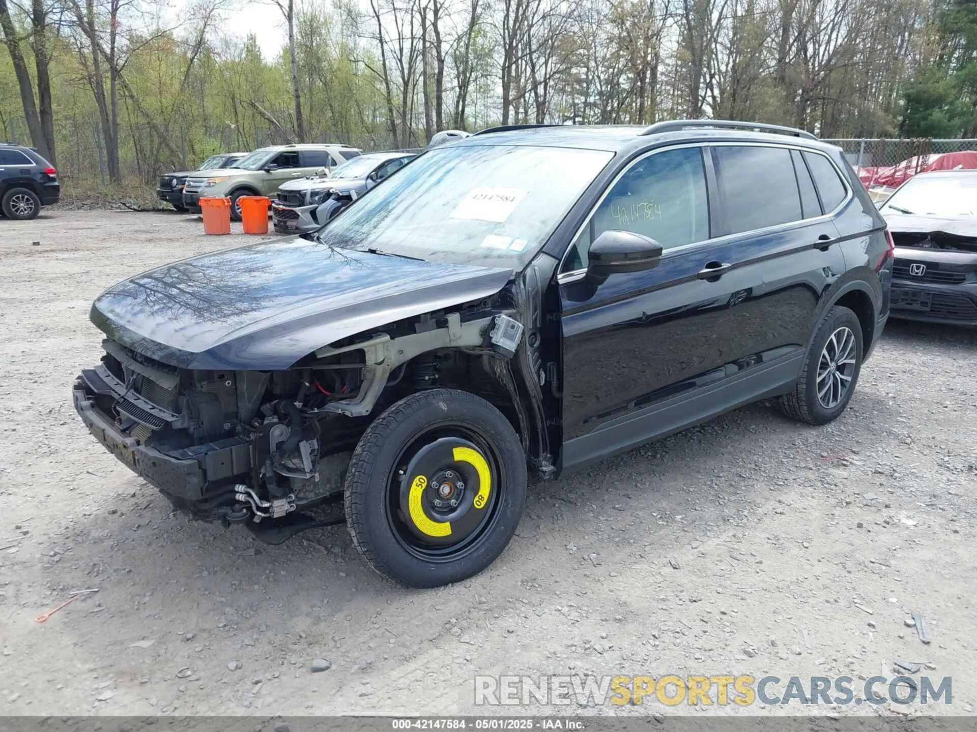2 Photograph of a damaged car 3VV2B7AX7KM174382 VOLKSWAGEN TIGUAN 2019