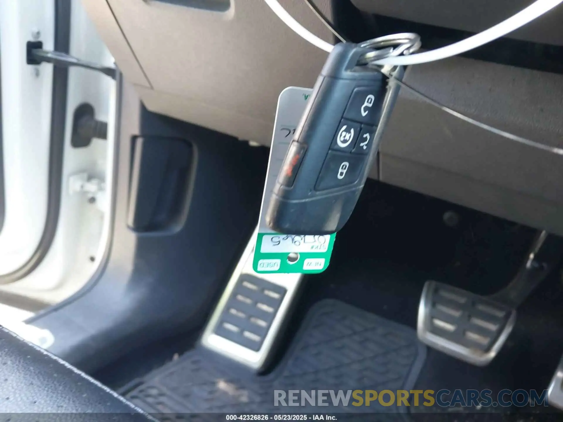 11 Photograph of a damaged car 3VV2B7AX8KM017041 VOLKSWAGEN TIGUAN 2019