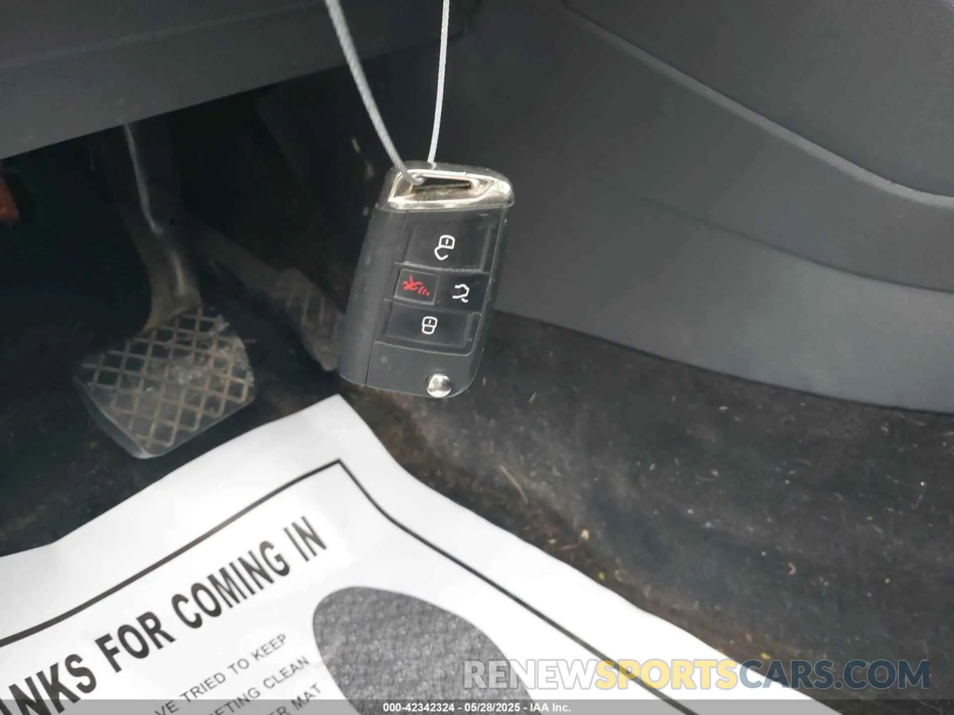 11 Photograph of a damaged car 3VV2B7AX8KM028878 VOLKSWAGEN TIGUAN 2019