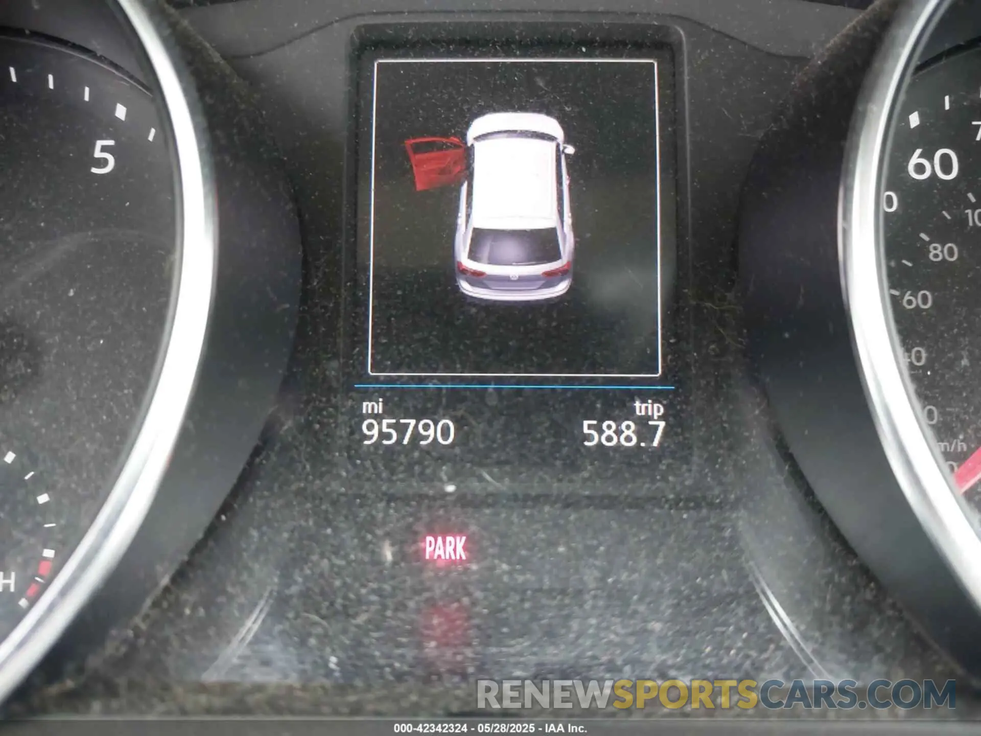 15 Photograph of a damaged car 3VV2B7AX8KM028878 VOLKSWAGEN TIGUAN 2019