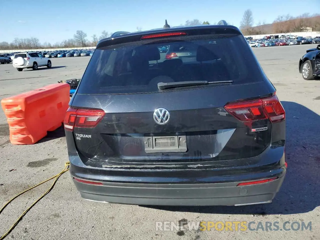 6 Photograph of a damaged car 3VV2B7AX8KM036849 VOLKSWAGEN TIGUAN 2019