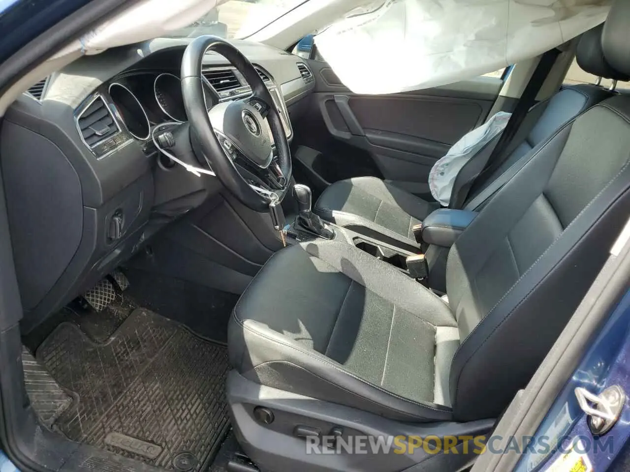 7 Photograph of a damaged car 3VV2B7AX8KM047706 VOLKSWAGEN TIGUAN 2019