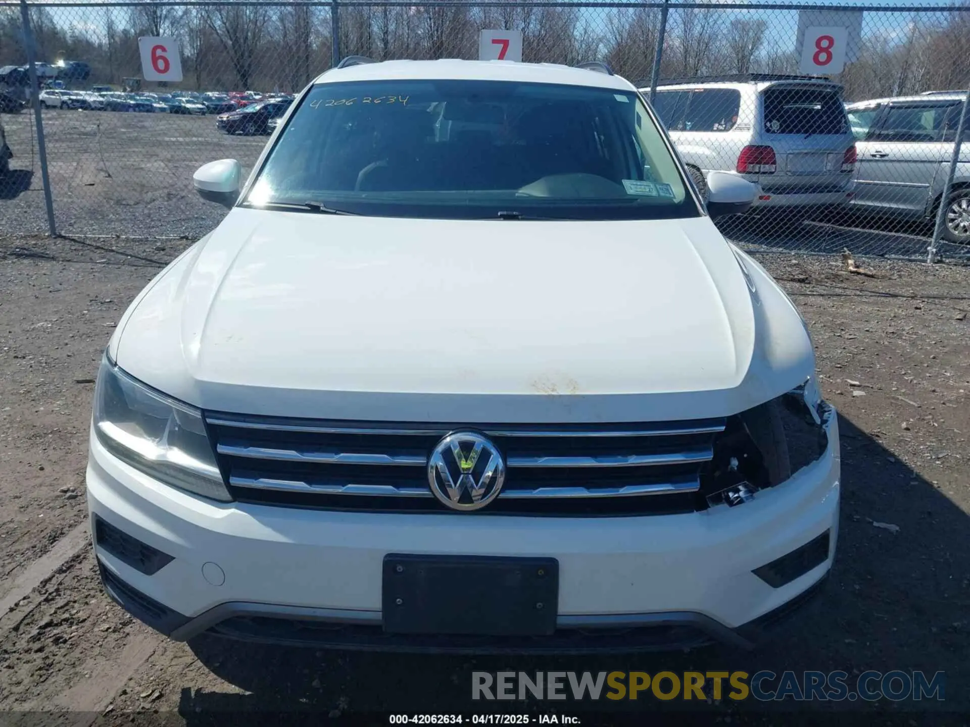 13 Photograph of a damaged car 3VV2B7AX8KM052212 VOLKSWAGEN TIGUAN 2019