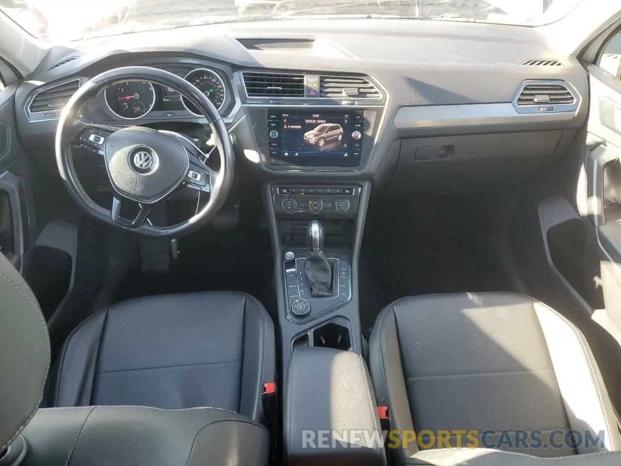 8 Photograph of a damaged car 3VV2B7AX8KM082214 VOLKSWAGEN TIGUAN 2019