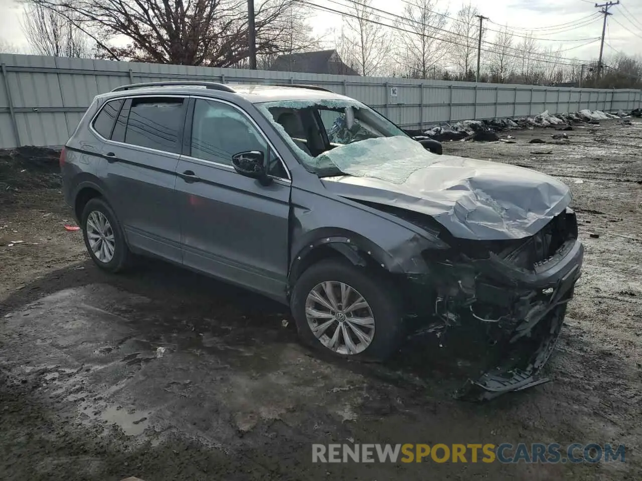 4 Photograph of a damaged car 3VV2B7AX8KM144128 VOLKSWAGEN TIGUAN 2019