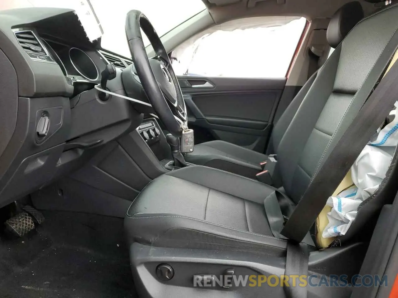 7 Photograph of a damaged car 3VV2B7AX8KM152231 VOLKSWAGEN TIGUAN 2019