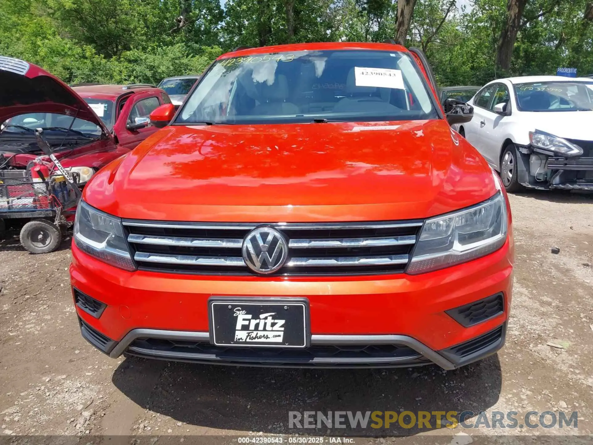 12 Photograph of a damaged car 3VV2B7AX8KM165738 VOLKSWAGEN TIGUAN 2019