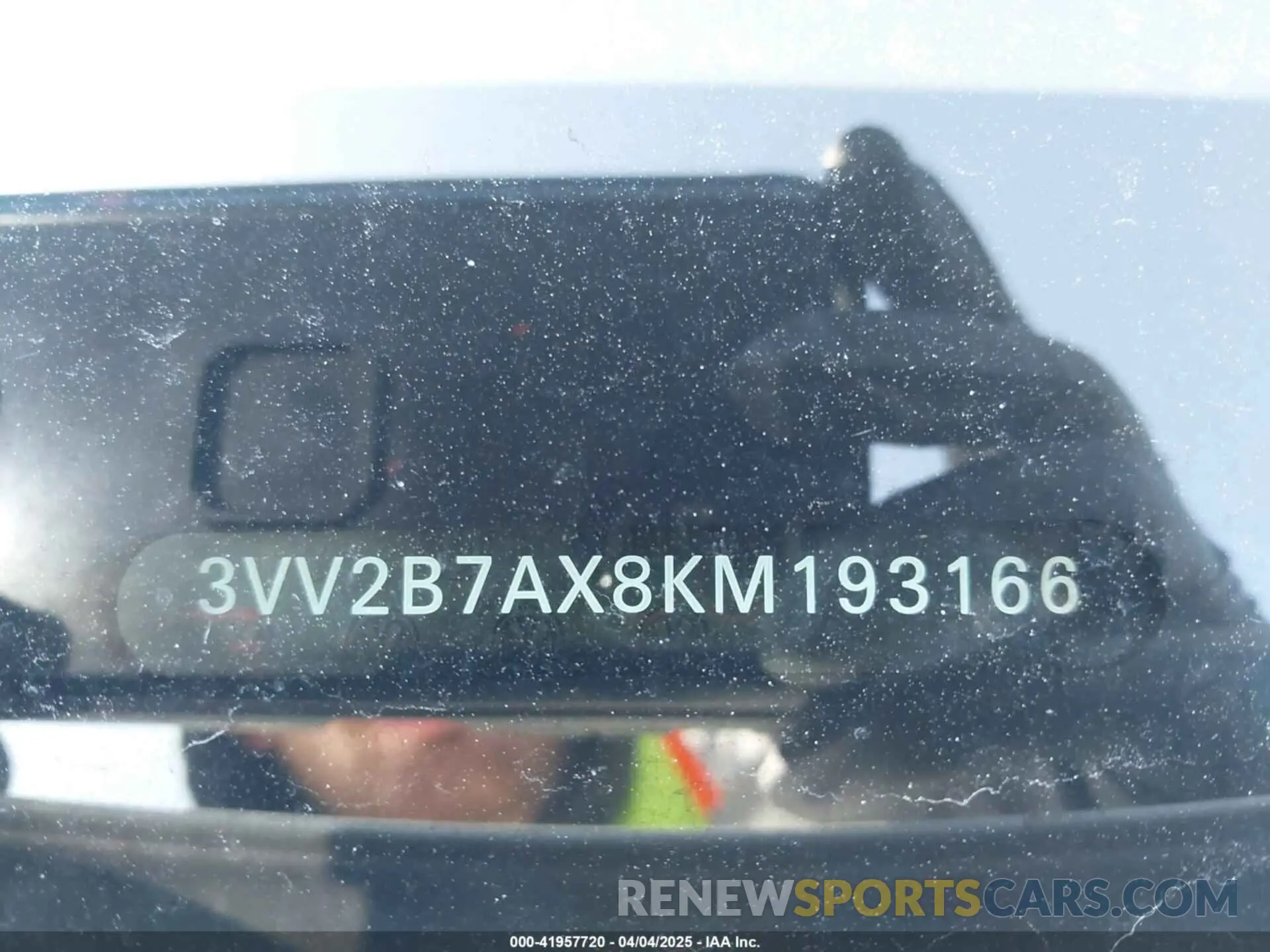 9 Photograph of a damaged car 3VV2B7AX8KM193166 VOLKSWAGEN TIGUAN 2019