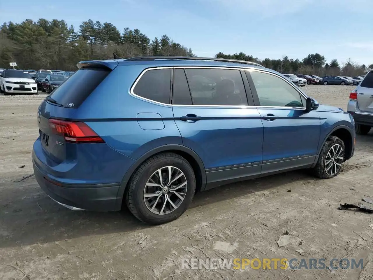 3 Photograph of a damaged car 3VV2B7AX9KM006968 VOLKSWAGEN TIGUAN 2019