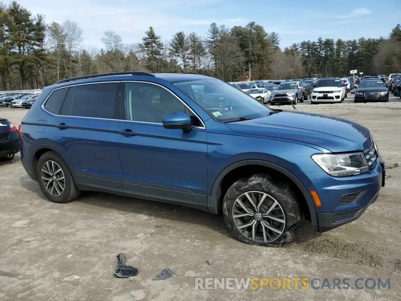 4 Photograph of a damaged car 3VV2B7AX9KM006968 VOLKSWAGEN TIGUAN 2019