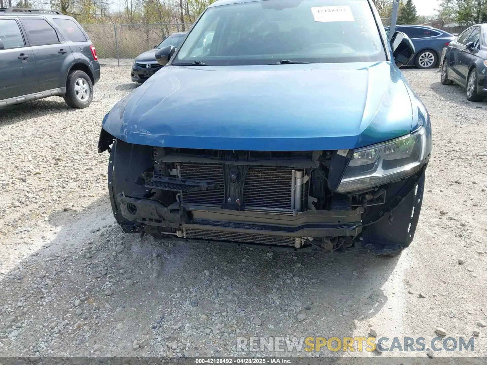 6 Photograph of a damaged car 3VV2B7AX9KM069553 VOLKSWAGEN TIGUAN 2019