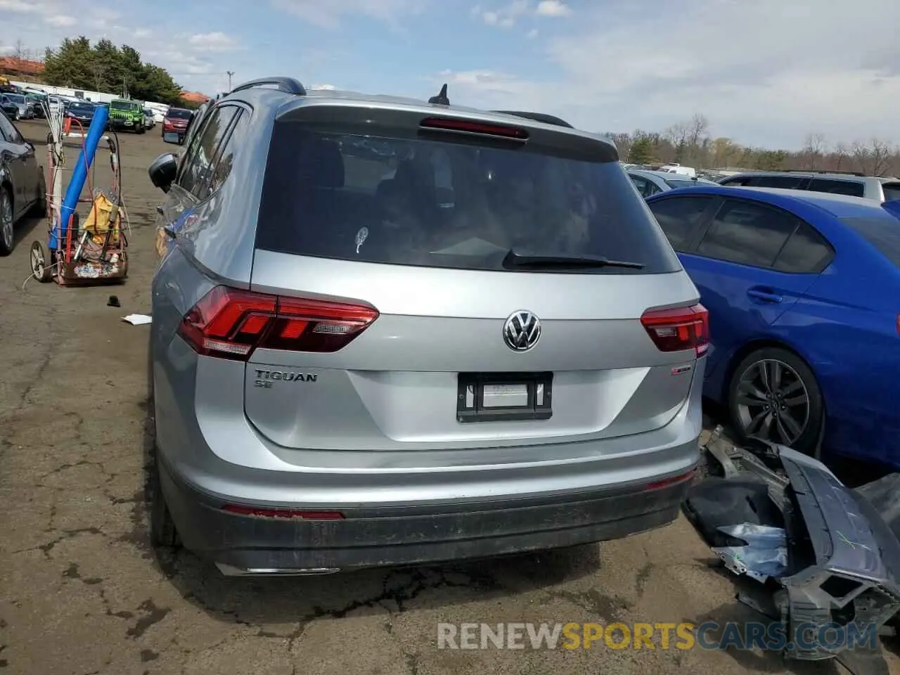 6 Photograph of a damaged car 3VV2B7AX9KM121005 VOLKSWAGEN TIGUAN 2019