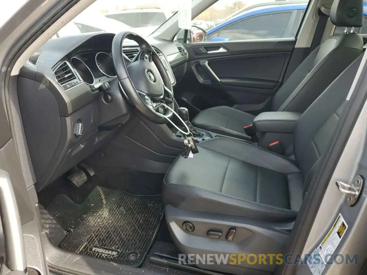 7 Photograph of a damaged car 3VV2B7AX9KM121005 VOLKSWAGEN TIGUAN 2019