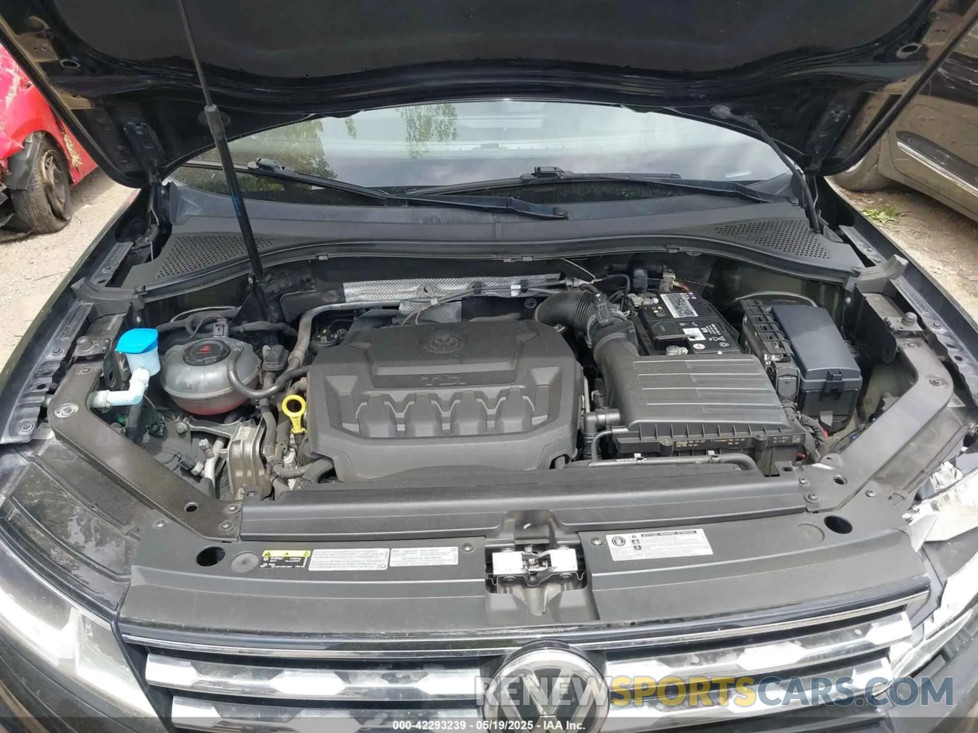 10 Photograph of a damaged car 3VV2B7AXXKM042488 VOLKSWAGEN TIGUAN 2019
