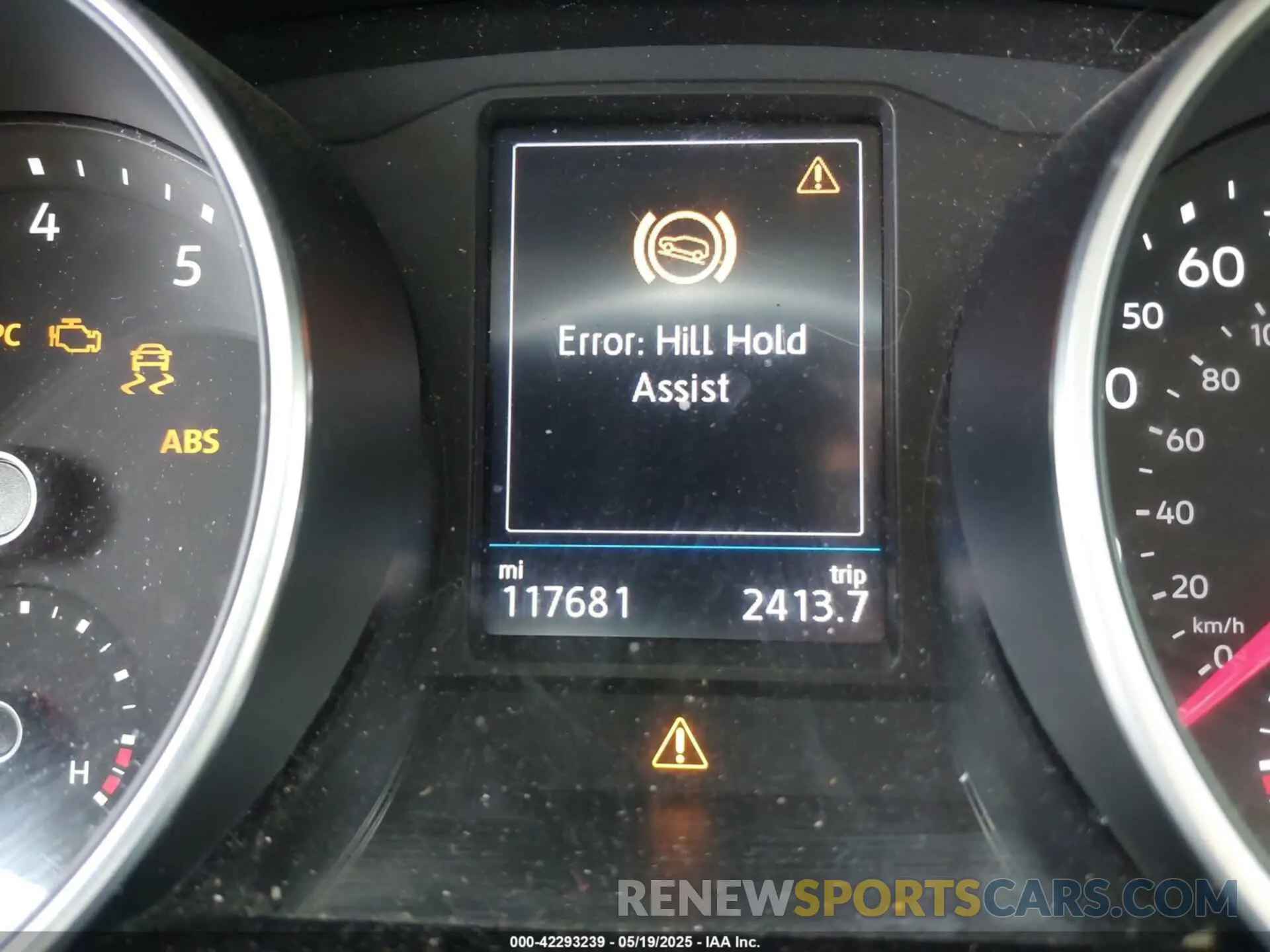 16 Photograph of a damaged car 3VV2B7AXXKM042488 VOLKSWAGEN TIGUAN 2019