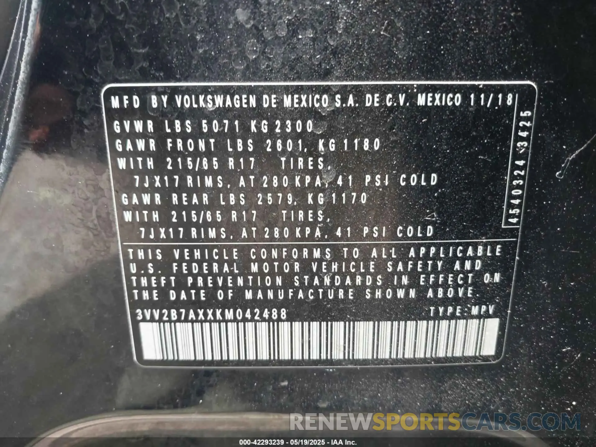 9 Photograph of a damaged car 3VV2B7AXXKM042488 VOLKSWAGEN TIGUAN 2019