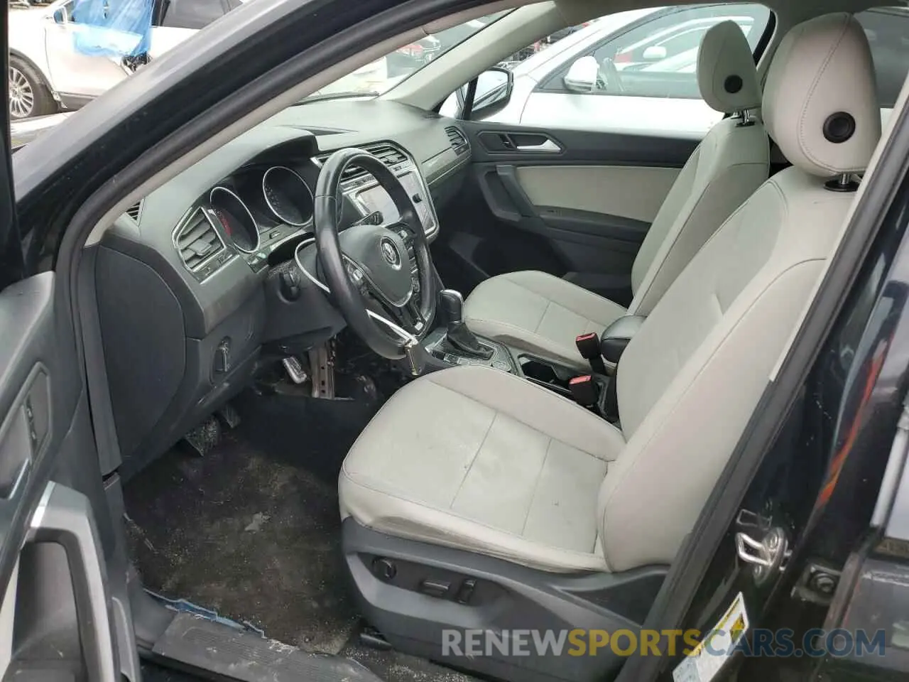 7 Photograph of a damaged car 3VV2B7AXXKM068394 VOLKSWAGEN TIGUAN 2019